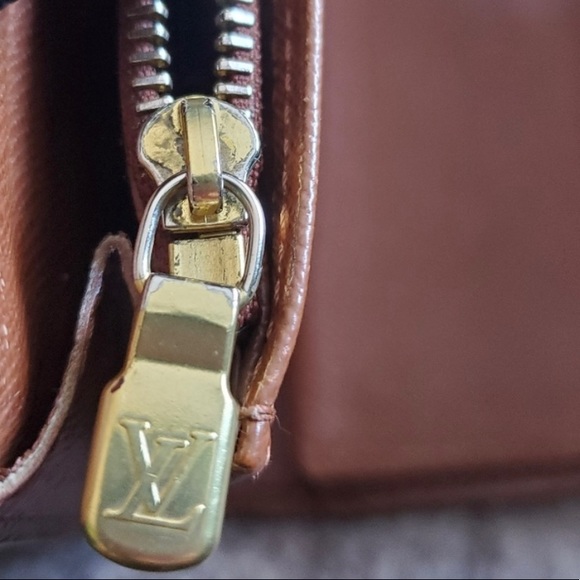 LV Monogram Trifold wallet - Picture 10 of 10